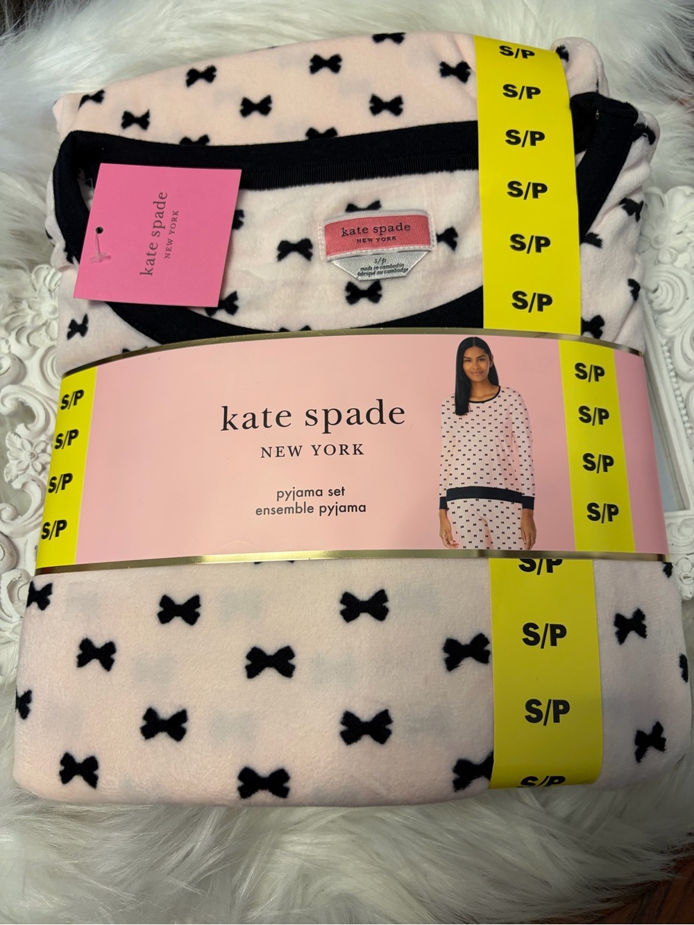 NWT Kate spade Pink Bow Print Pajama Set